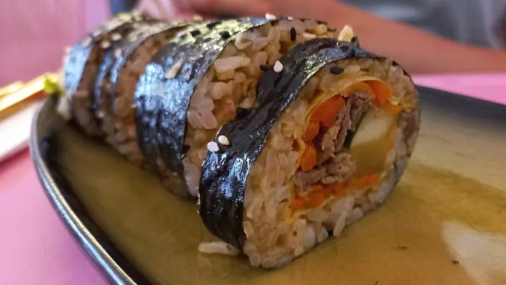 김밥 완성 사진