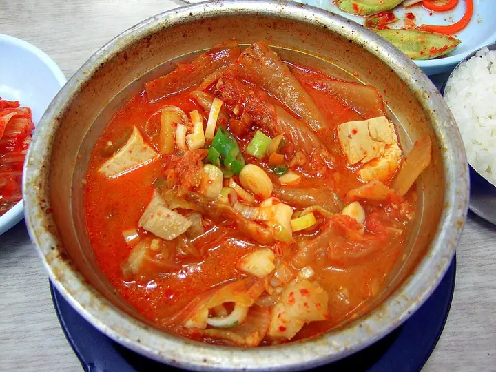 김치찌개 완성 사진