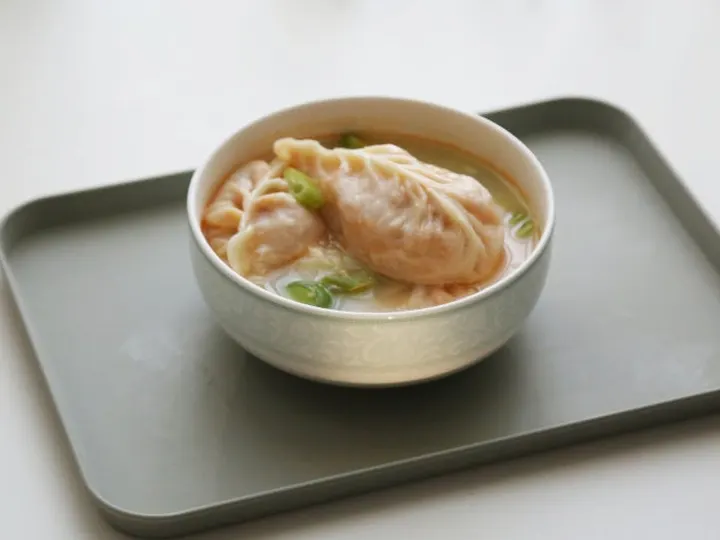 김치만두국 완성 사진