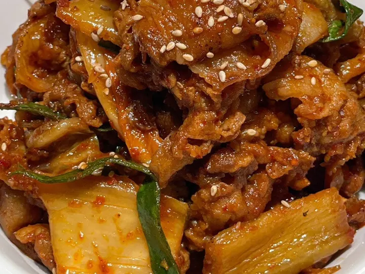 김치제육볶음 완성 사진