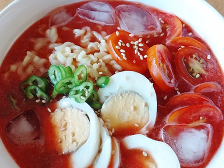냉라면 완성 사진