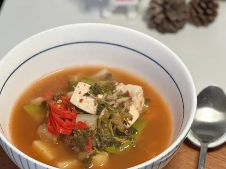 냉이된장찌개 완성 사진