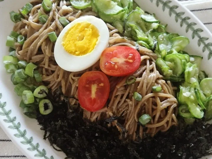 막국수 완성 사진