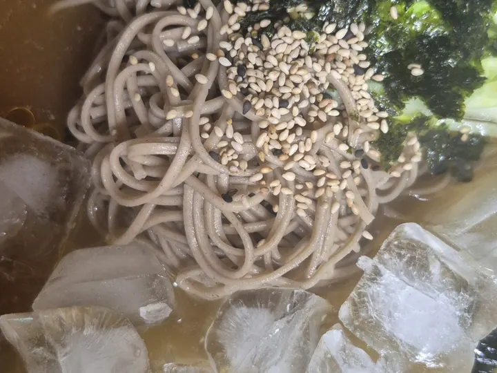메밀국수 완성 사진
