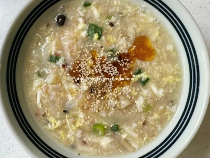 버섯계란죽 완성 사진