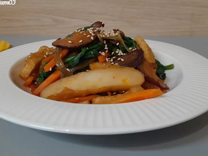 버섯잡채 완성 사진