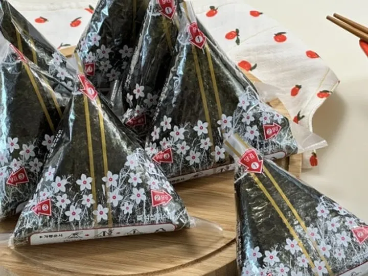 삼각김밥 완성 사진