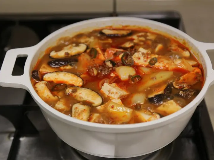 소고기된장찌개 완성 사진