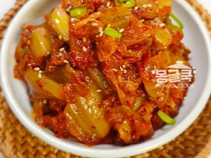 신김치볶음 완성 사진