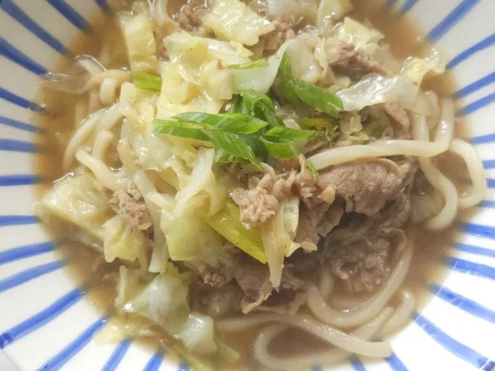 양배추우동 완성 사진