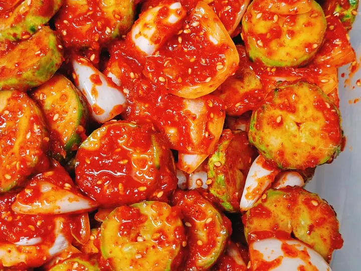 오이양파김치 완성 사진