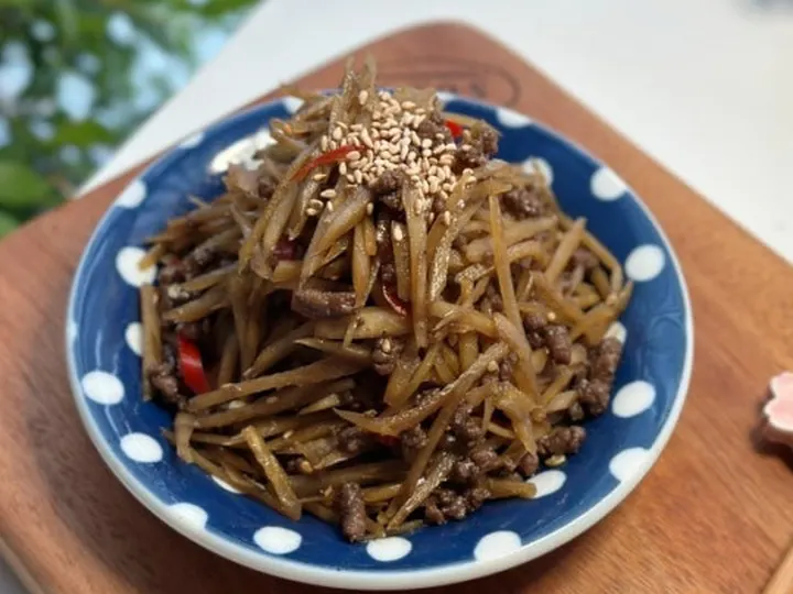 우엉채조림 완성 사진