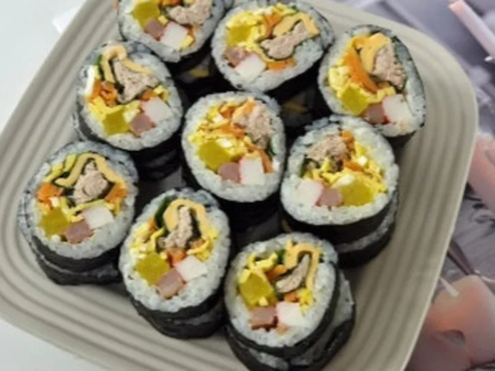 참치김밥 완성 사진