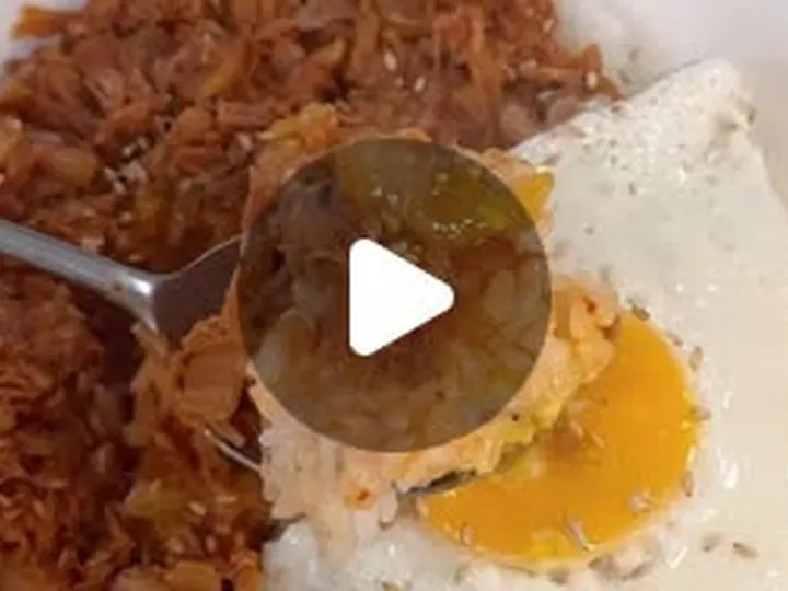 참치김치덮밥 완성 사진