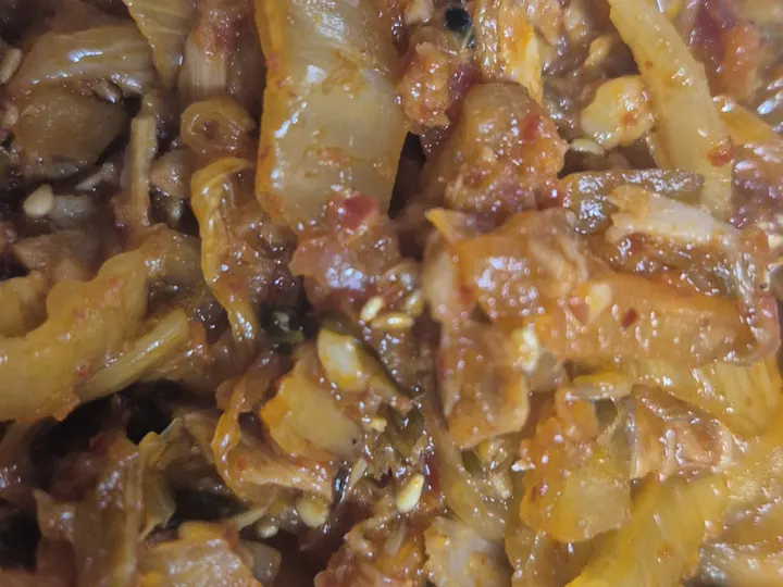 참치김치볶음 완성 사진