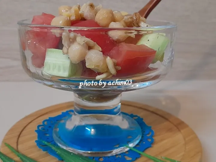 토마토오이샐러드 완성 사진