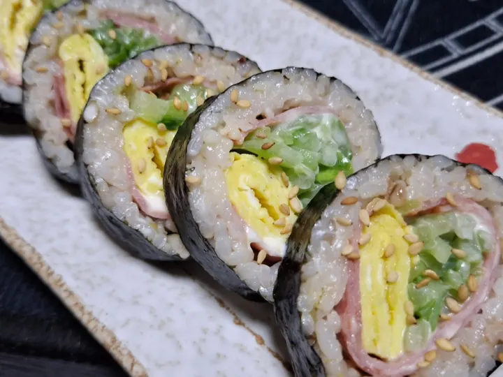 햄오이김밥 완성 사진